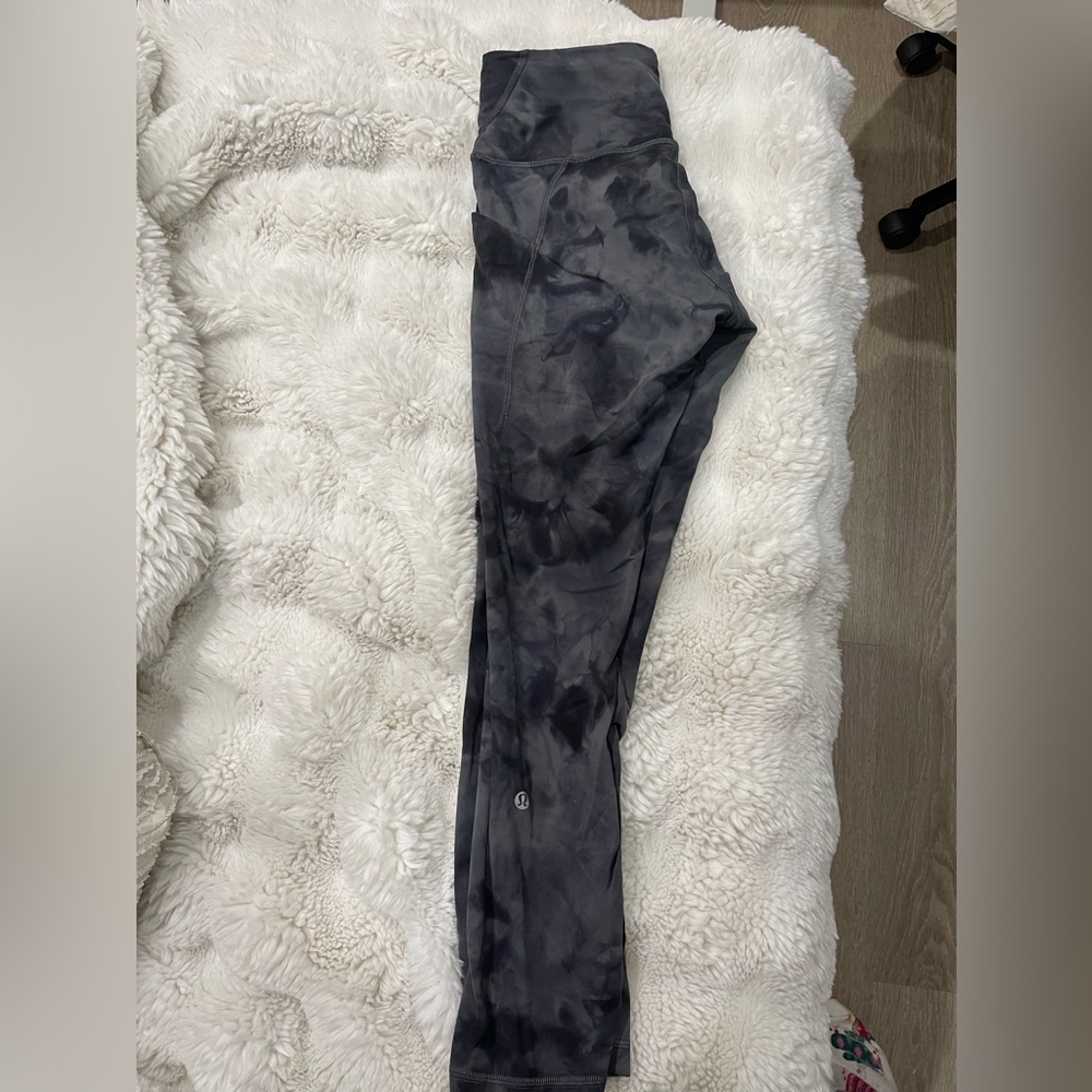 28” lululemon leggings